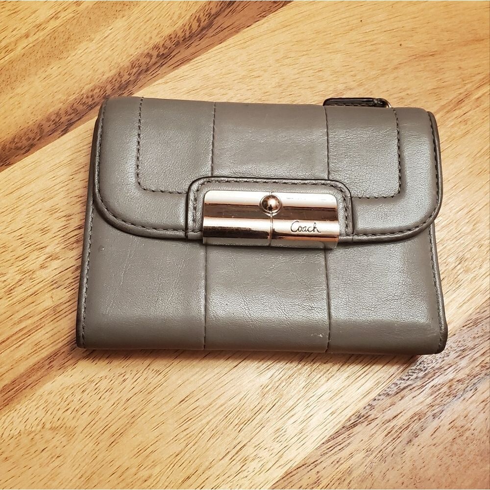 Coach Accessory